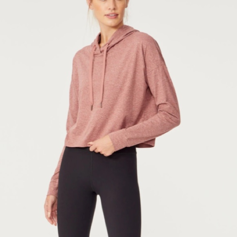 Thin, cropped workout hoodie